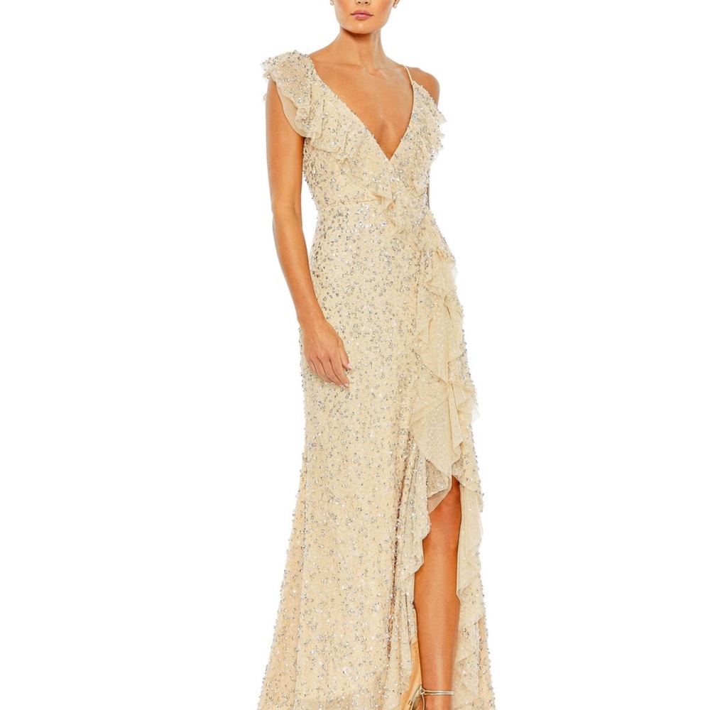 Mac Duggal Sequin Embellished Asymmetric Neck Tulle Gown